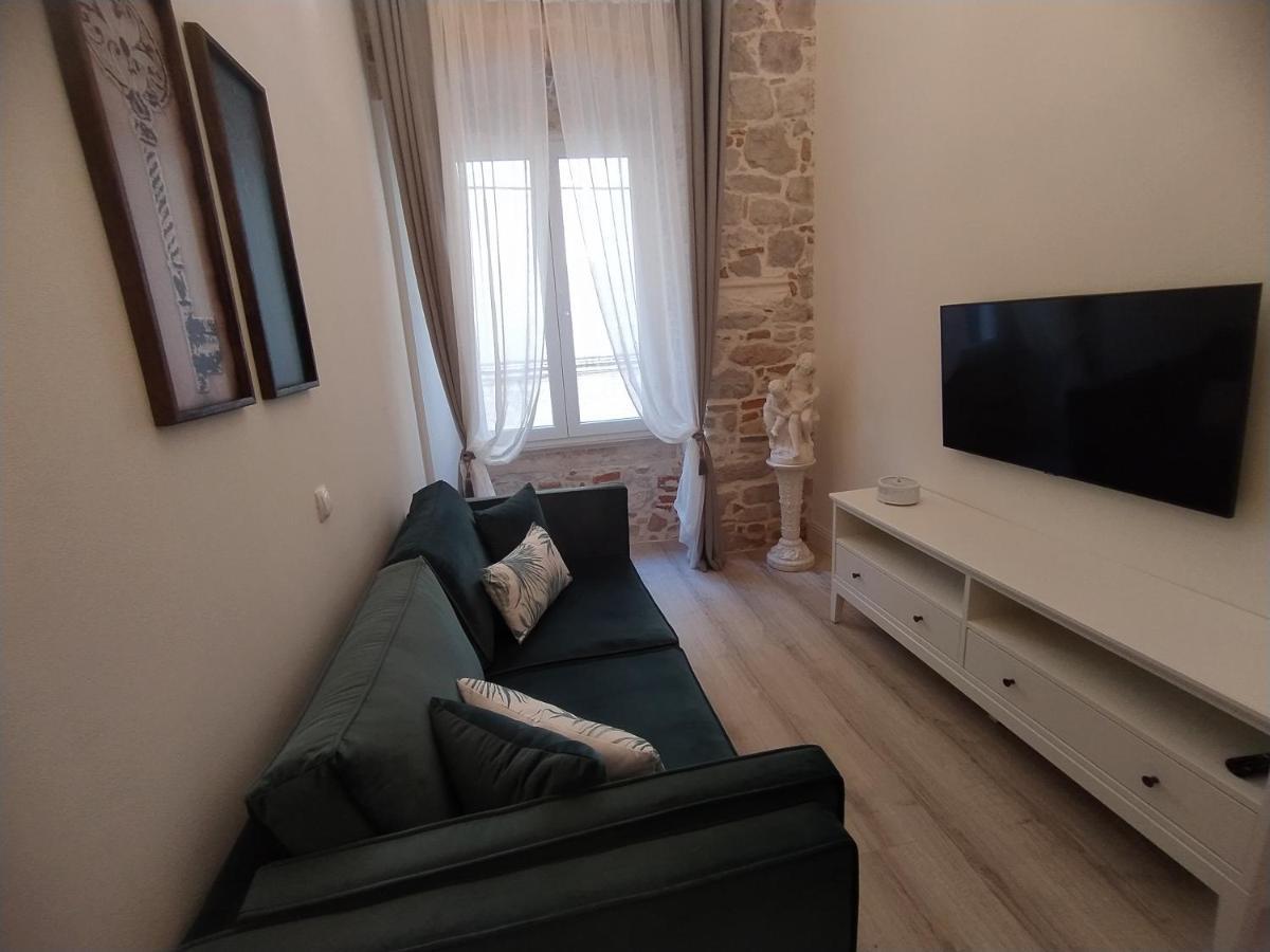 Apartment Antique Zadar - City Center Esterno foto