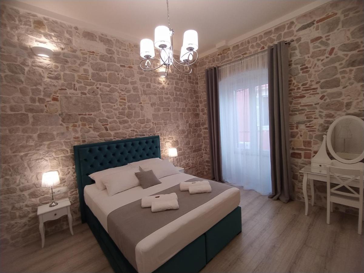 Apartment Antique Zadar - City Center Esterno foto