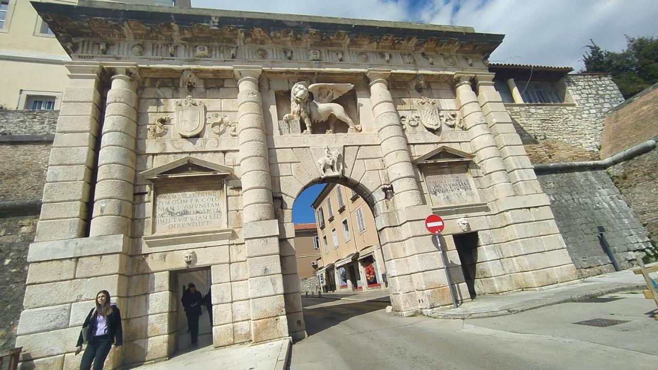 Apartment Antique Zadar - City Center Esterno foto